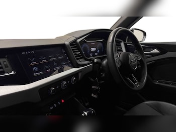 Used Audi A1 2022 for sale - 77110754: Photo