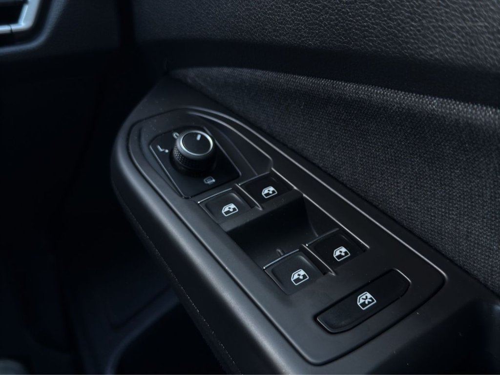 Used Volkswagen Golf 2023 for sale - 76579800: Photo 17