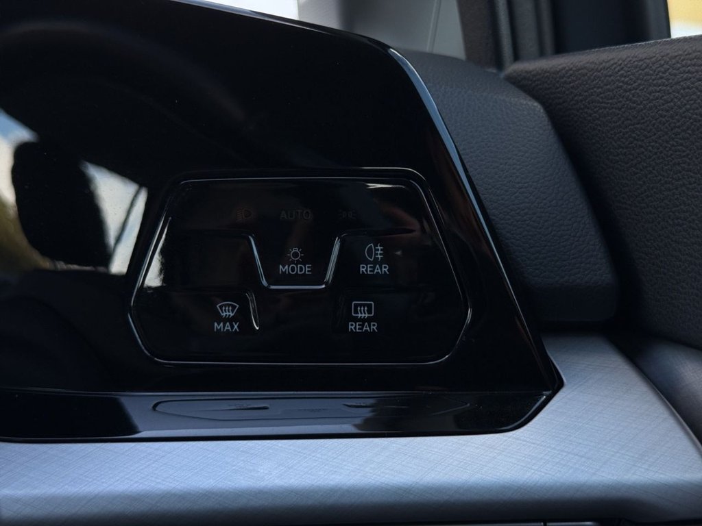 Used Volkswagen Golf 2023 for sale - 76579800: Photo 18