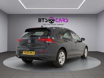 Used Volkswagen Golf 2023 for sale - 76579800: Photo