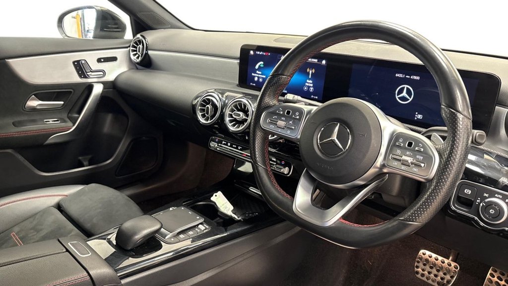 Used Mercedes-Benz A-Class 2020 for sale - 76768312: Photo 2