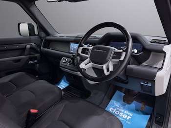 Used Land Rover Defender 2021 for sale - 78612133: Photo