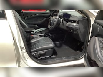 Used Ford Mustang Mach-E 2021 for sale - 76740376: Photo