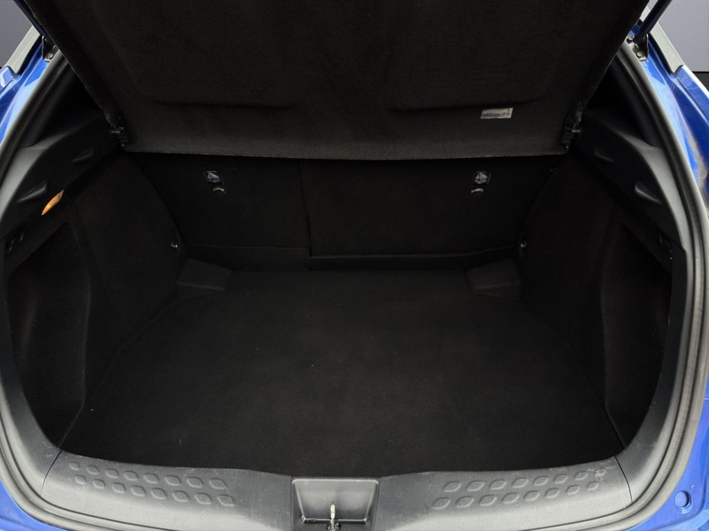 Used Toyota C-HR 2019 for sale - 76883040: Photo 16