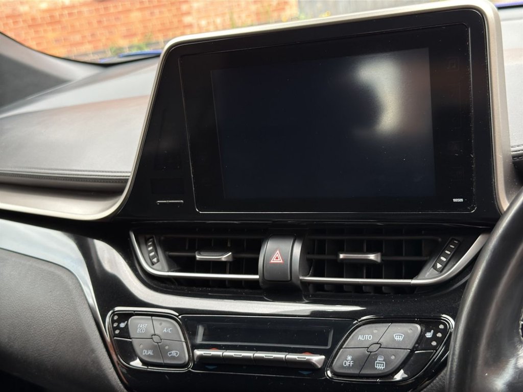 Used Toyota C-HR 2019 for sale - 76883040: Photo 27