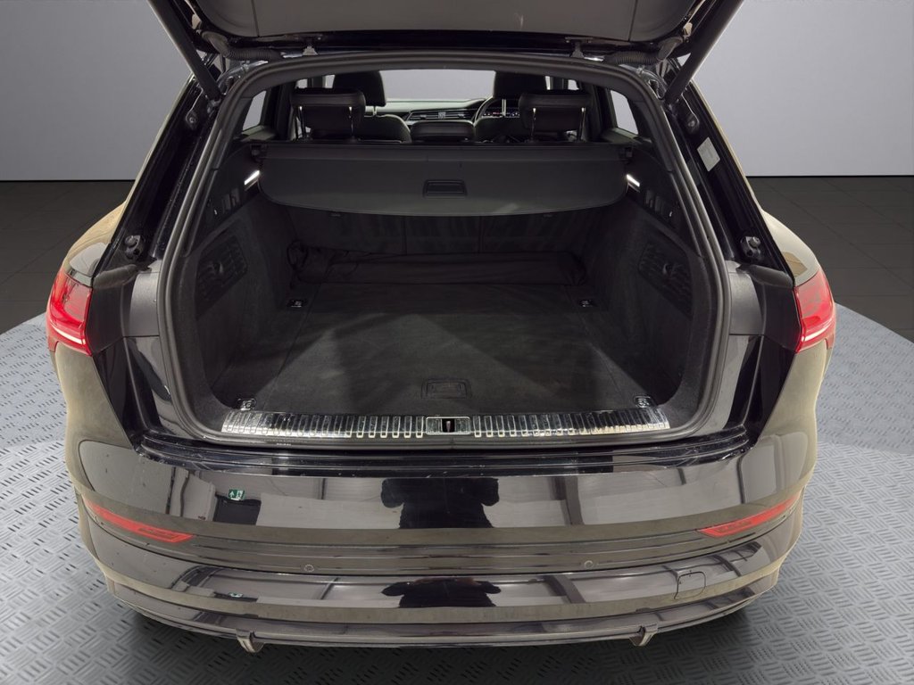 Used Audi e-tron 2020 for sale - 76579807: Photo 15