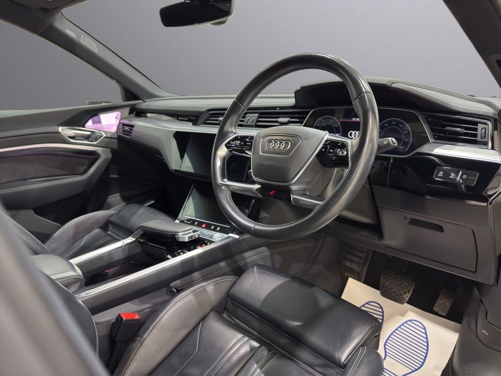 Used Audi e-tron 2020 for sale - 76579807: Photo 2