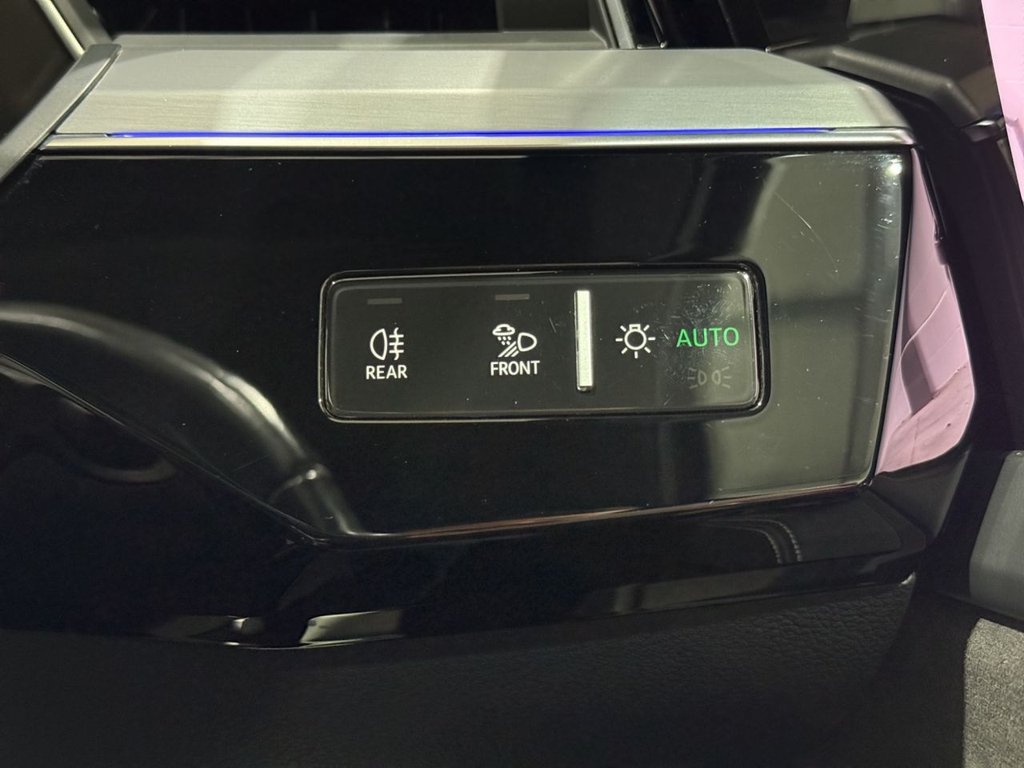 Used Audi e-tron 2020 for sale - 76579807: Photo 40