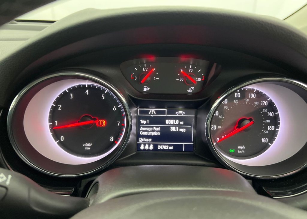 Used Vauxhall Astra 2018 for sale - 77399792: Photo 10