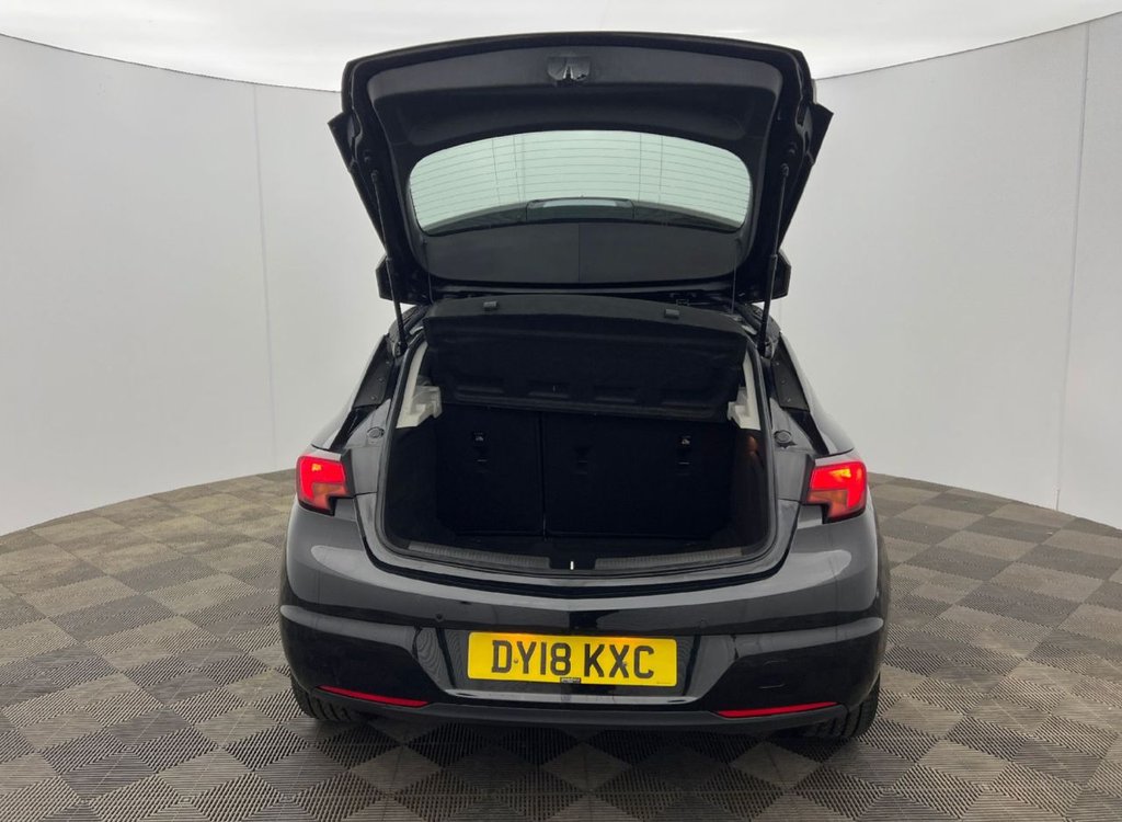 Used Vauxhall Astra 2018 for sale - 77399792: Photo 14