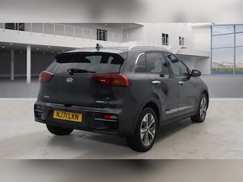 Used Kia Niro 2021 for sale - 77499407: Photo