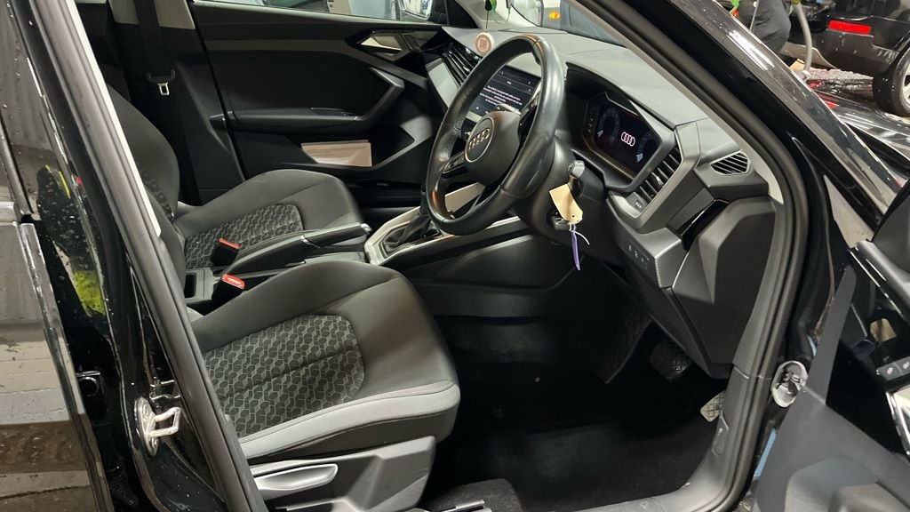 Used Audi A1 2022 for sale - 77681058: Photo 2