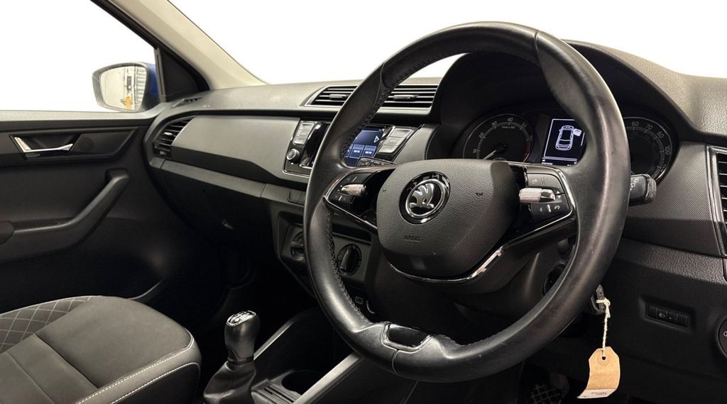 Used Skoda Fabia 2021 for sale - 77356681: Photo 2