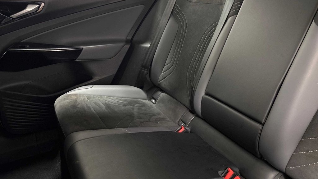 Used Volkswagen ID.4 2022 for sale - 77748877: Photo 6