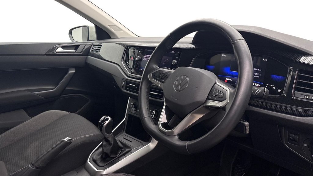 Used Volkswagen Polo 2023 for sale - 77920246: Photo 2