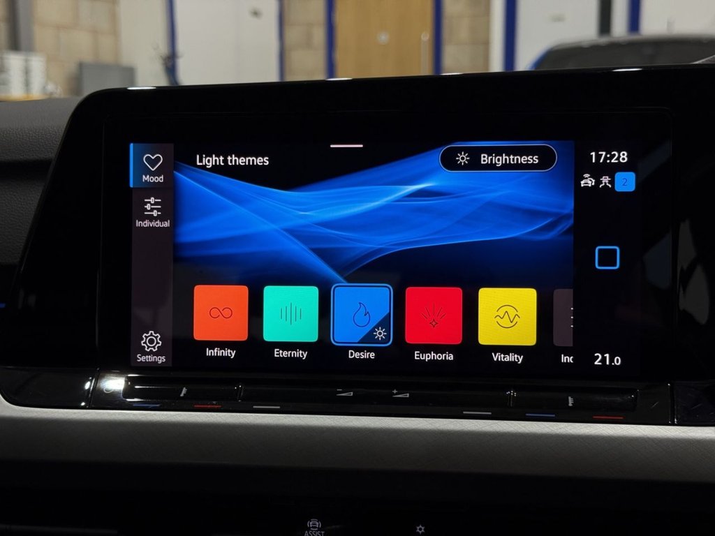 Used Volkswagen Golf 2021 for sale - 76579825: Photo 31