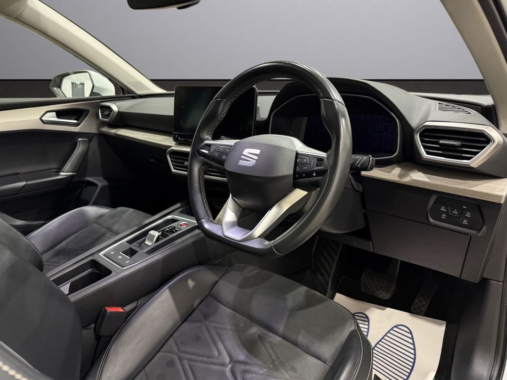 Used SEAT Leon 2021 for sale - 76579789: Photo 2