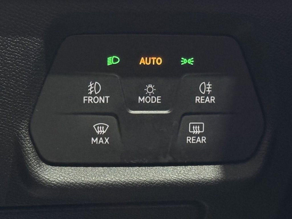 Used SEAT Leon 2021 for sale - 76579789: Photo 30