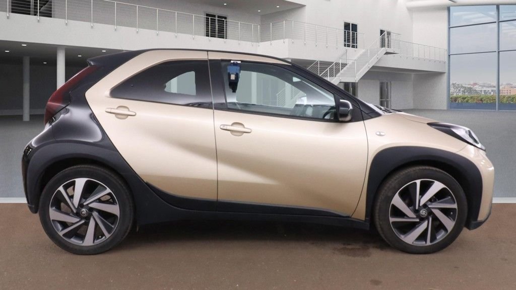 Used Toyota Aygo X 2022 for sale - 77250541: Photo 3