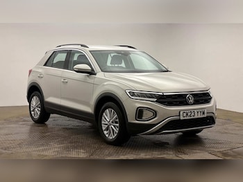 Used Volkswagen T-Roc 2023 for sale - 79210155: Photo