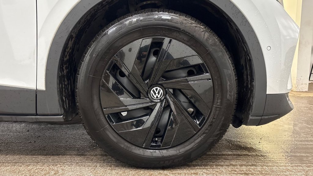 Used Volkswagen ID.4 2022 for sale - 77806769: Photo 5