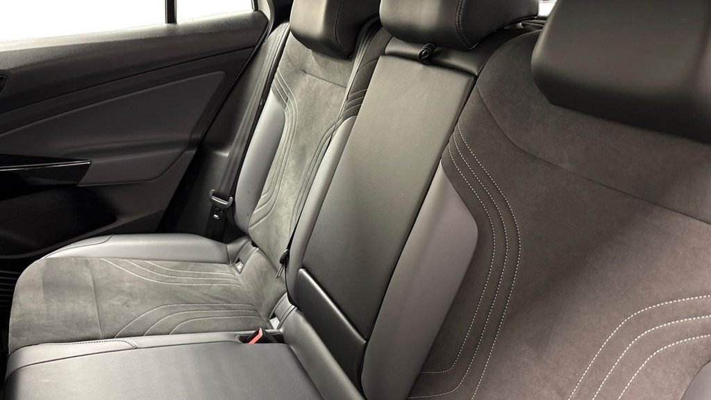 Used Volkswagen ID.4 2022 for sale - 77806769: Photo 7