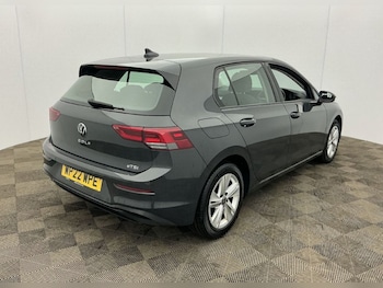 Used Volkswagen Golf 2022 for sale - 77583104: Photo