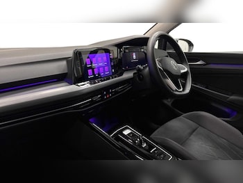 Used Volkswagen Golf 2023 for sale - 78357903: Photo