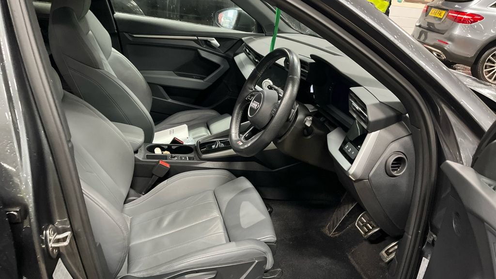 Used Audi A3 2023 for sale - 77966670: Photo 2