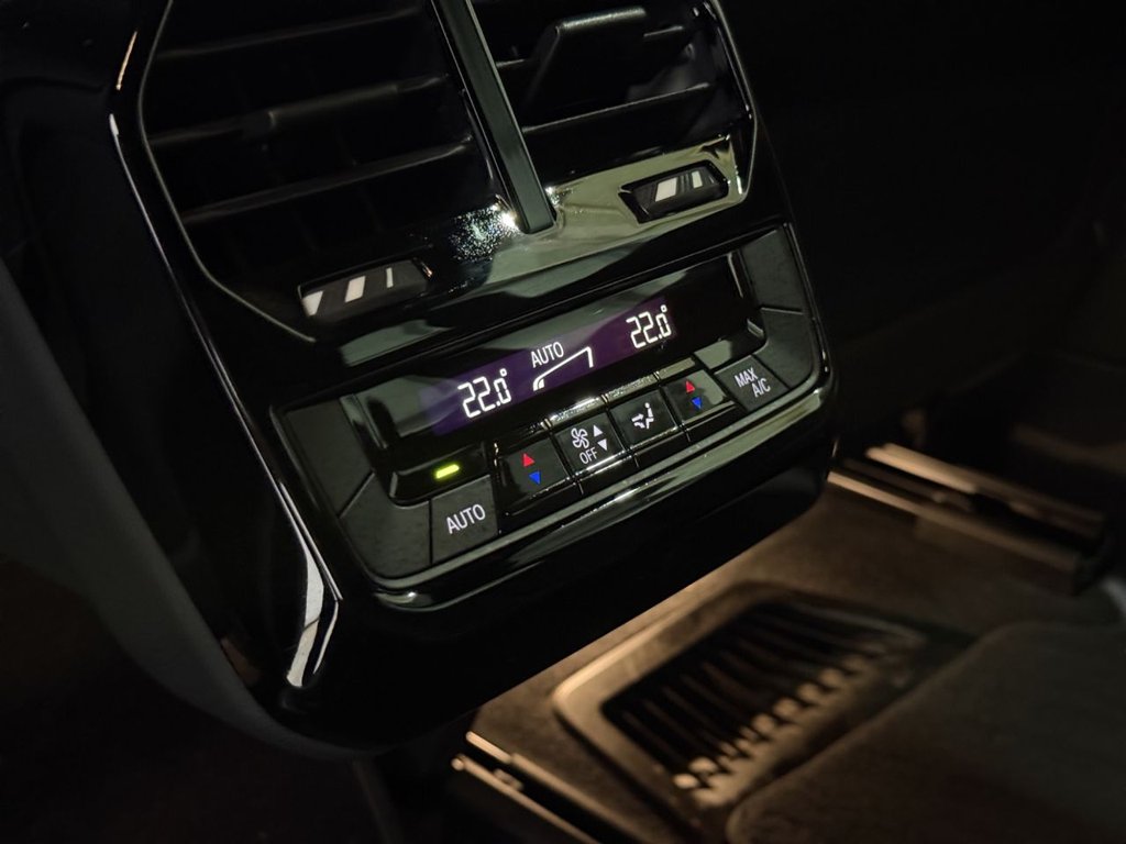 Used BMW iX 2022 for sale - 76768227: Photo 24