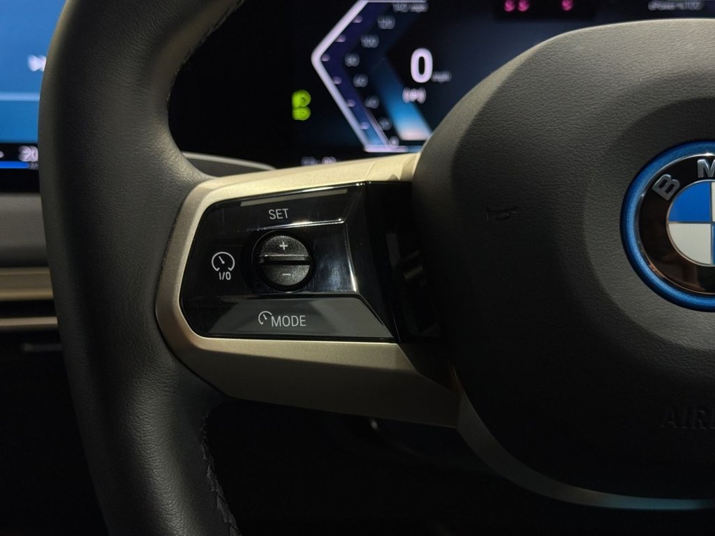 Used BMW iX 2022 for sale - 76768227: Photo 34