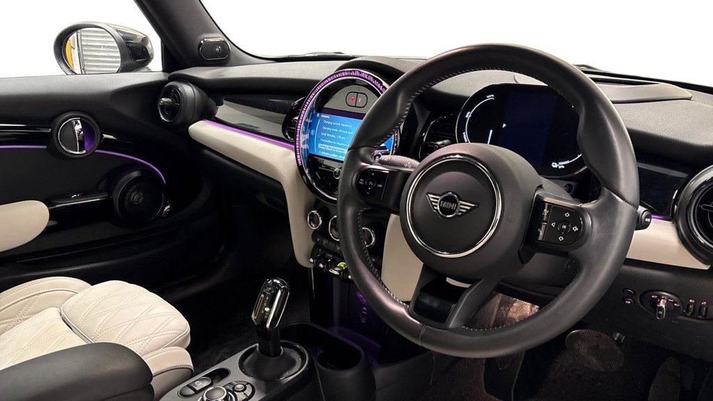 Used MINI Hatch 2023 for sale - 78044423: Photo 2