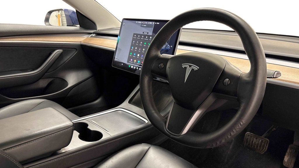 Used Tesla Model 3 2021 for sale - 77302278: Photo 2