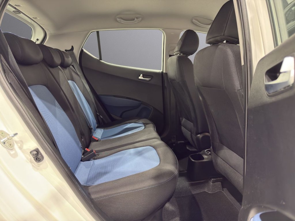 Used Hyundai i10 2015 for sale - 76579821: Photo 15