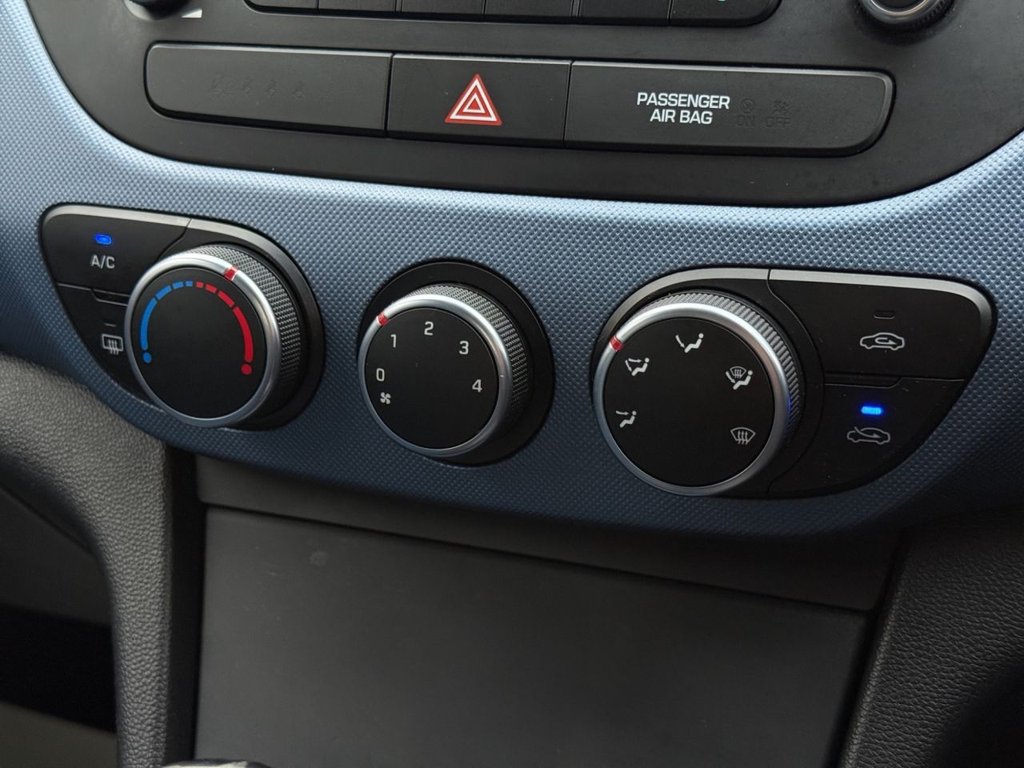 Used Hyundai i10 2015 for sale - 76579821: Photo 21