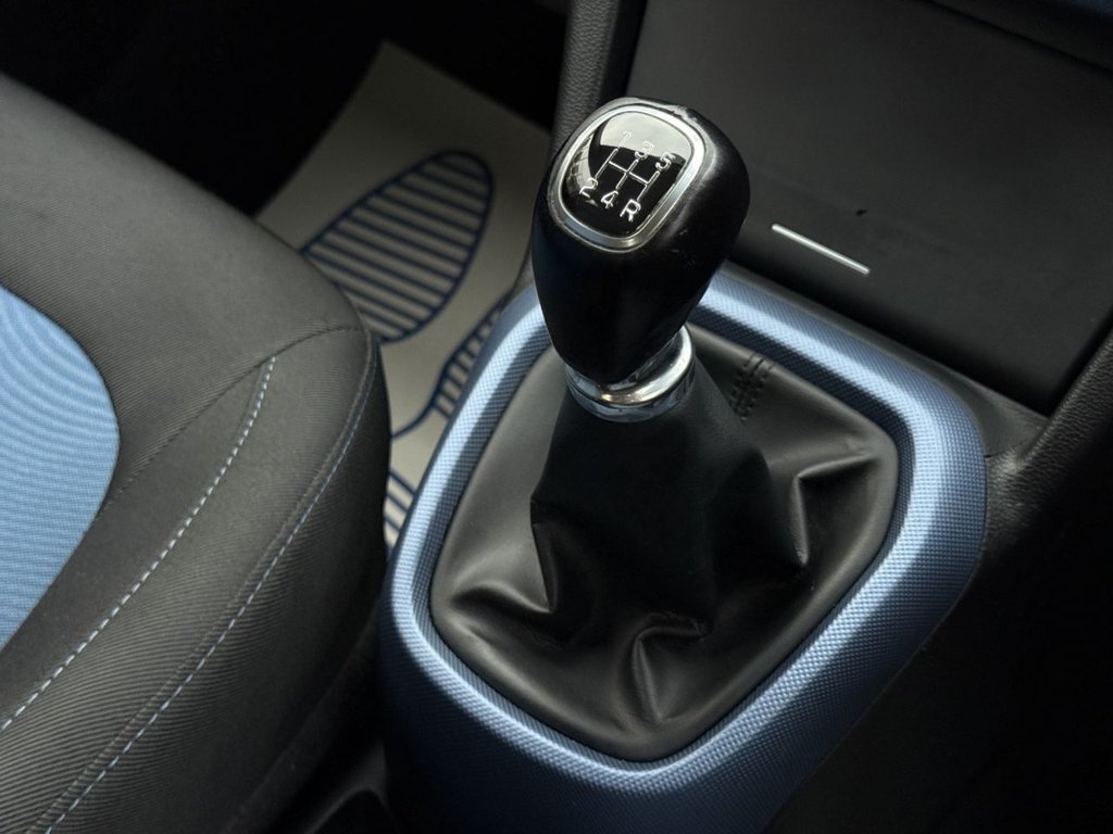 Used Hyundai i10 2015 for sale - 76579821: Photo 23