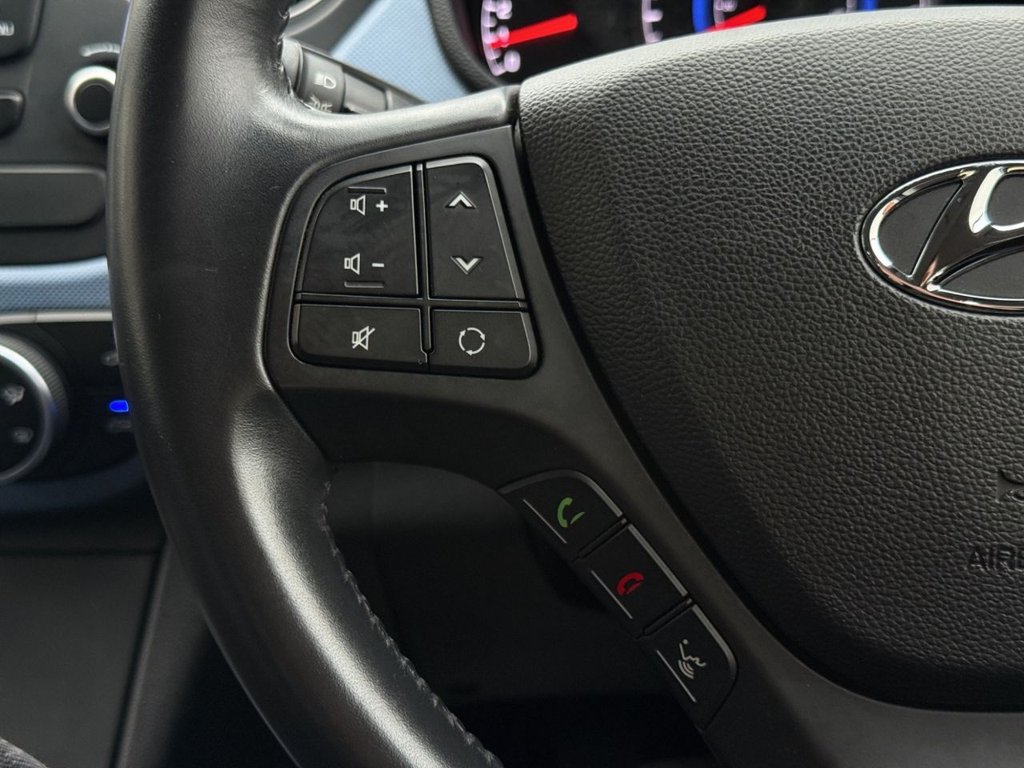 Used Hyundai i10 2015 for sale - 76579821: Photo 24