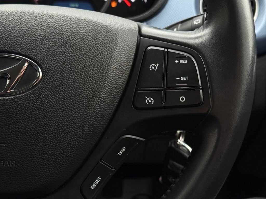 Used Hyundai i10 2015 for sale - 76579821: Photo 25