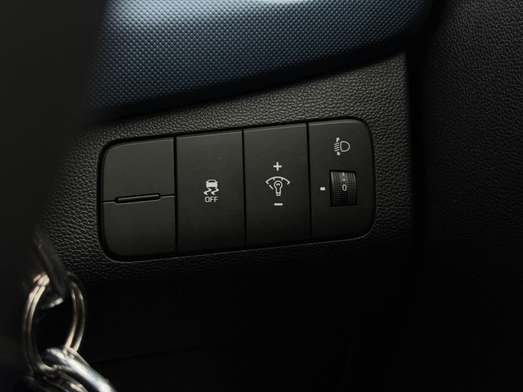 Used Hyundai i10 2015 for sale - 76579821: Photo 26