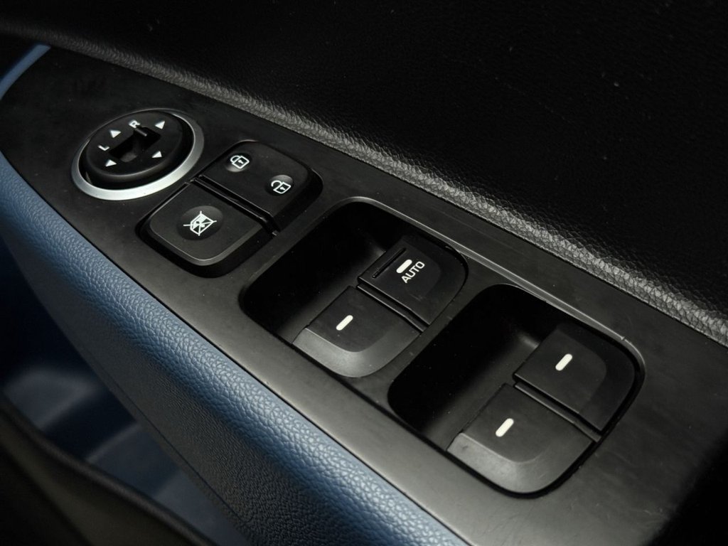 Used Hyundai i10 2015 for sale - 76579821: Photo 27