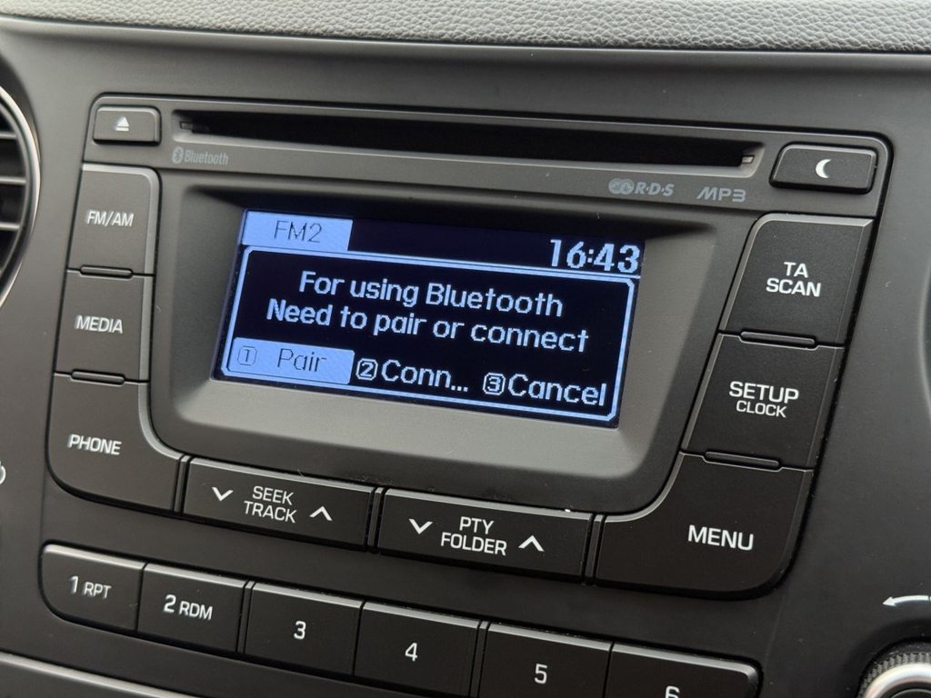 Used Hyundai i10 2015 for sale - 76579821: Photo 28