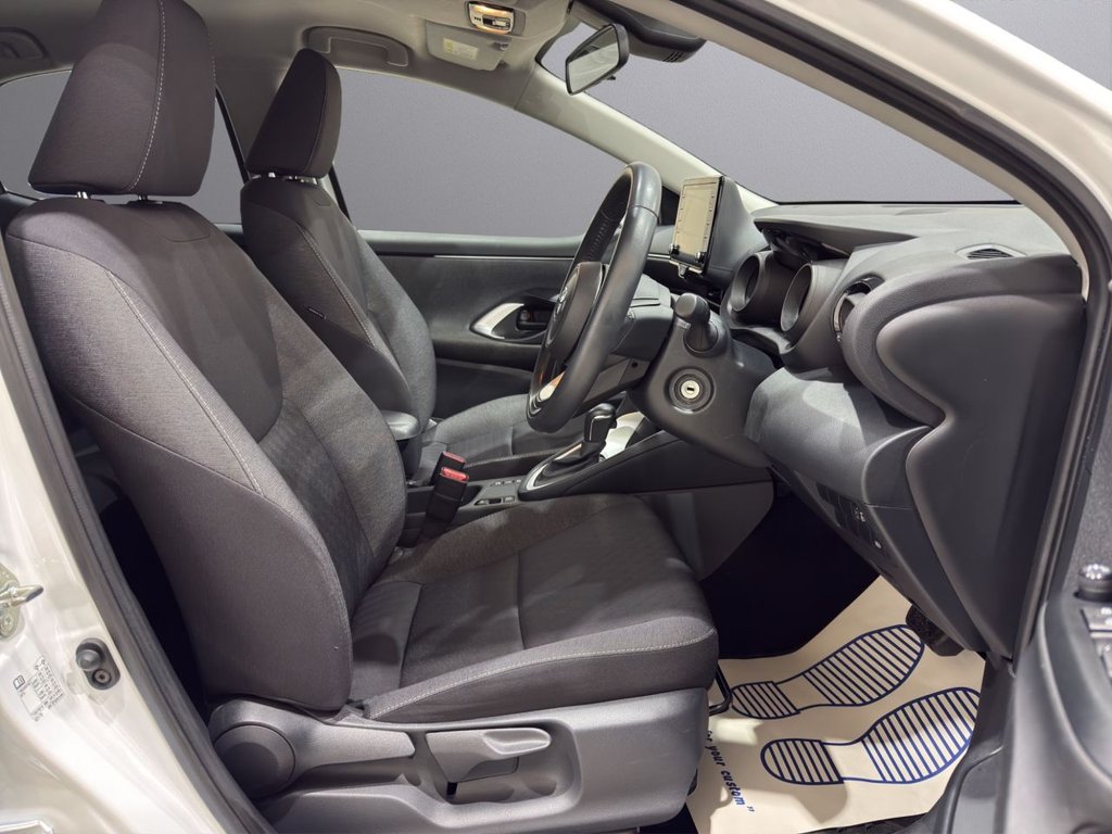 Used Toyota Yaris 2022 for sale - 76685939: Photo 10