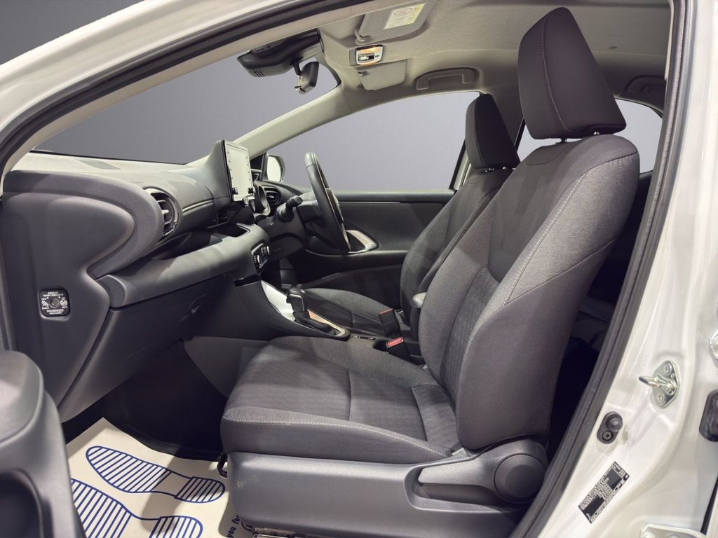 Used Toyota Yaris 2022 for sale - 76685939: Photo 14