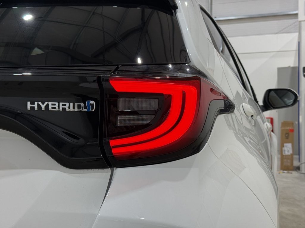 Used Toyota Yaris 2022 for sale - 76685939: Photo 17