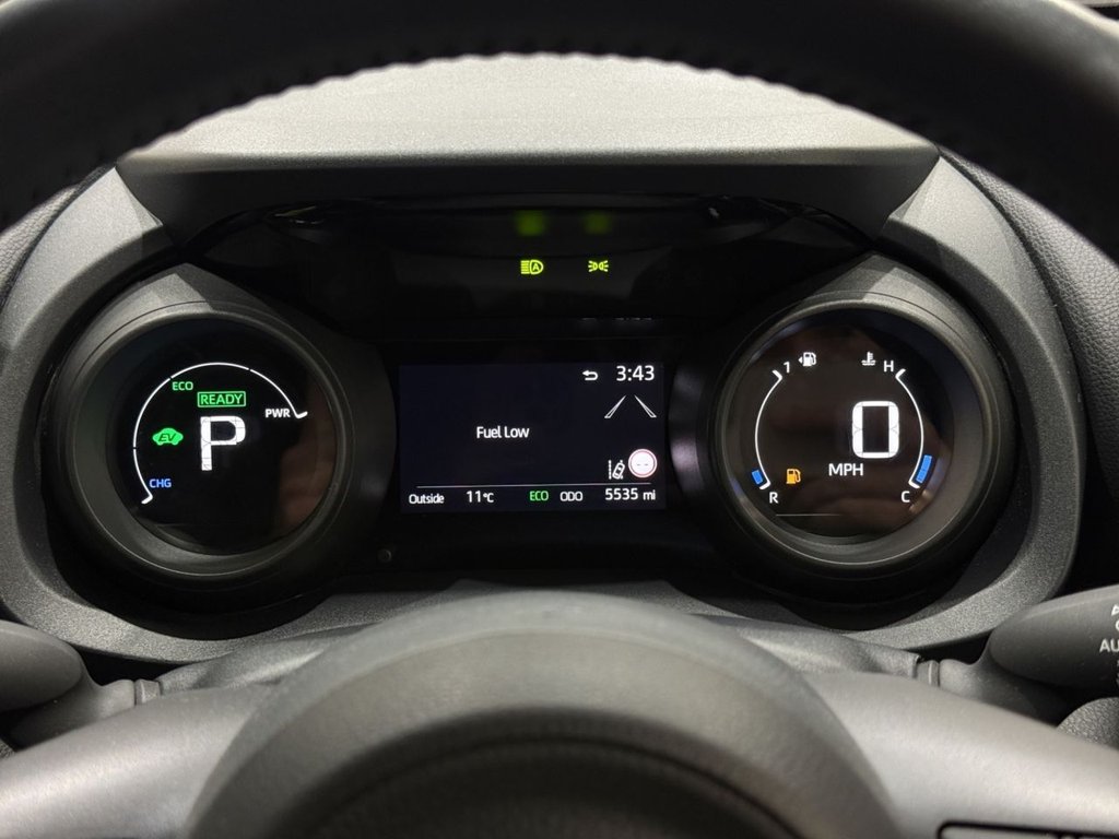 Used Toyota Yaris 2022 for sale - 76685939: Photo 19