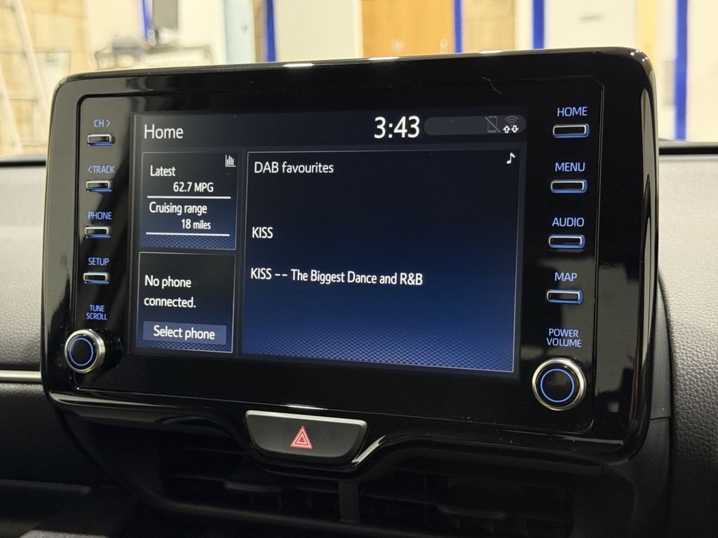 Used Toyota Yaris 2022 for sale - 76685939: Photo 20