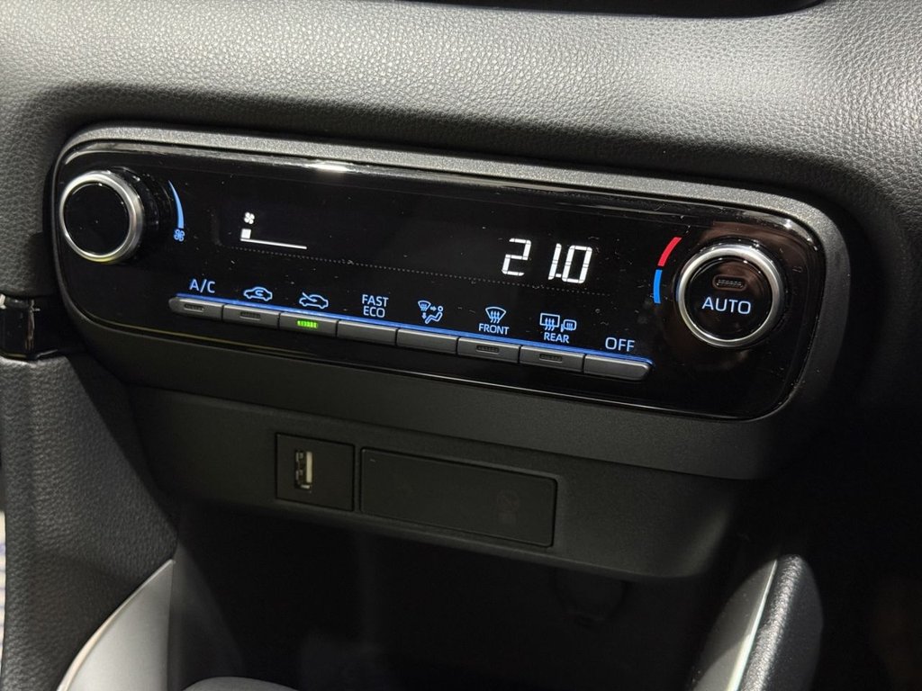 Used Toyota Yaris 2022 for sale - 76685939: Photo 24