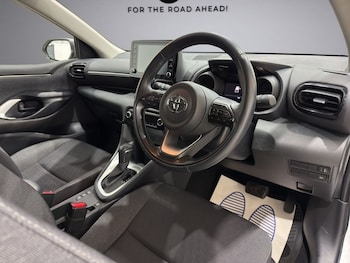 Used Toyota Yaris 2022 for sale - 76685939: Photo