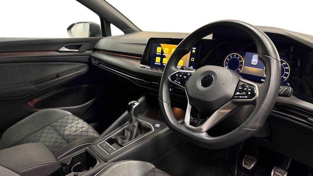 Used Volkswagen Golf 2021 for sale - 77583449: Photo 2