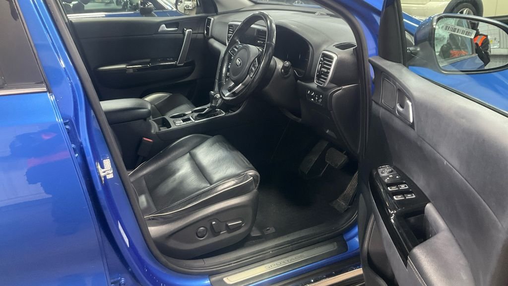 Used Kia Sportage 2021 for sale - 77236322: Photo 2